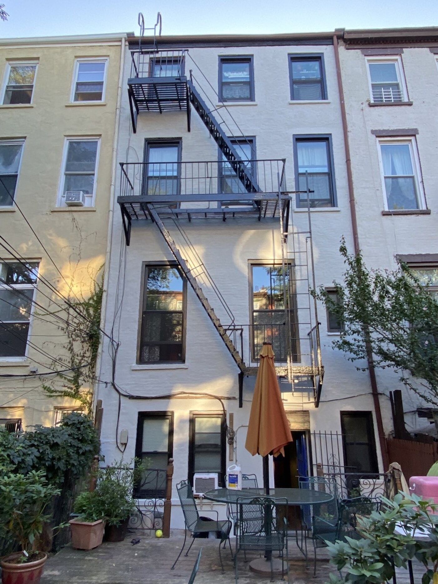 Stucco and thorocoat at 95 Clinton Avenue, Clinton Hill